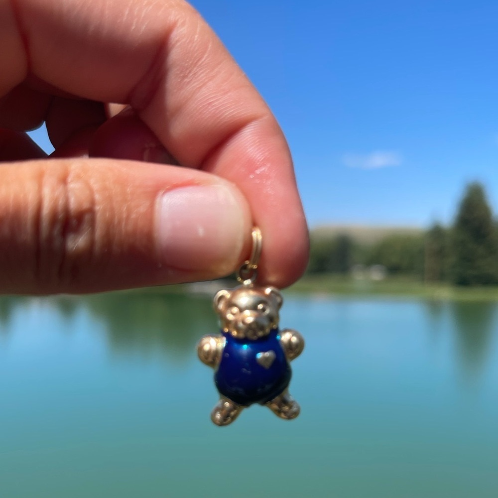 14kt Gold Charm Bear - Picture 1 of 6